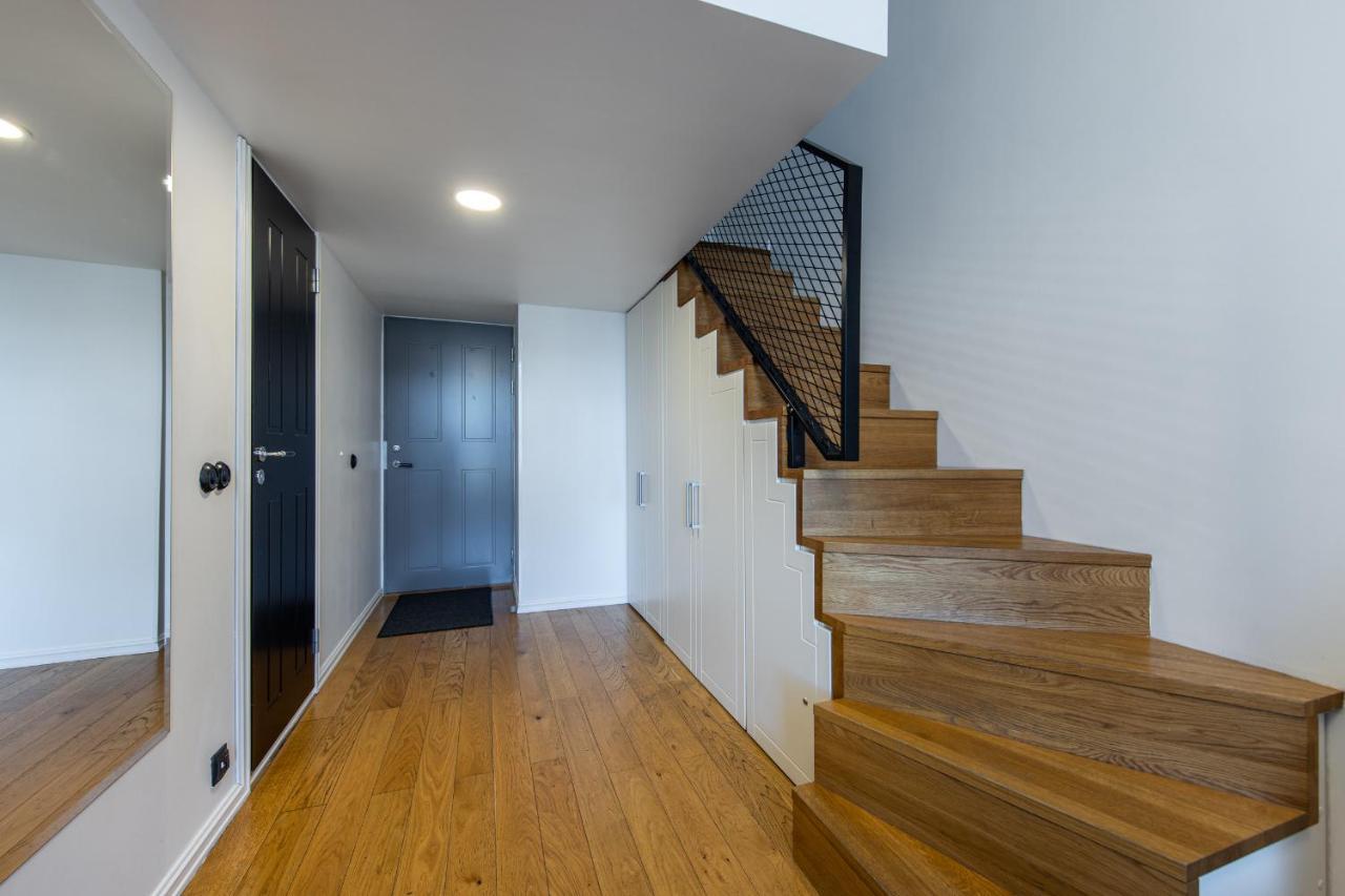 Two-story Loft 15 *